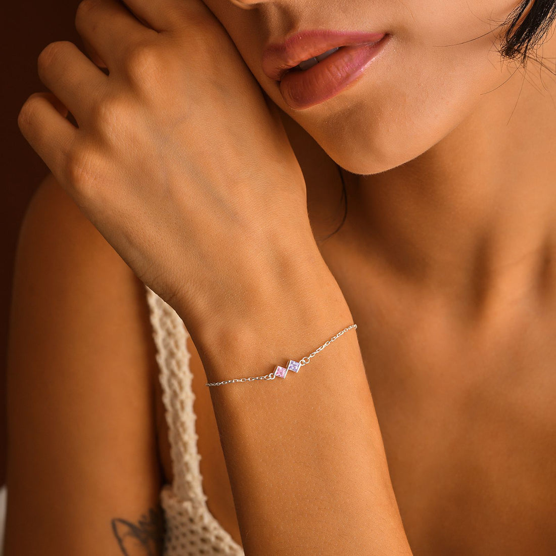 Elegant Birthstone Bracelet - Dainty Personalized Jewelry | Custom Necklaces & Gifts