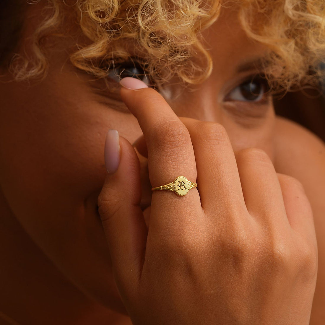 Elegant Siterling Silver Signet Ring Letter - Dainty Personalized