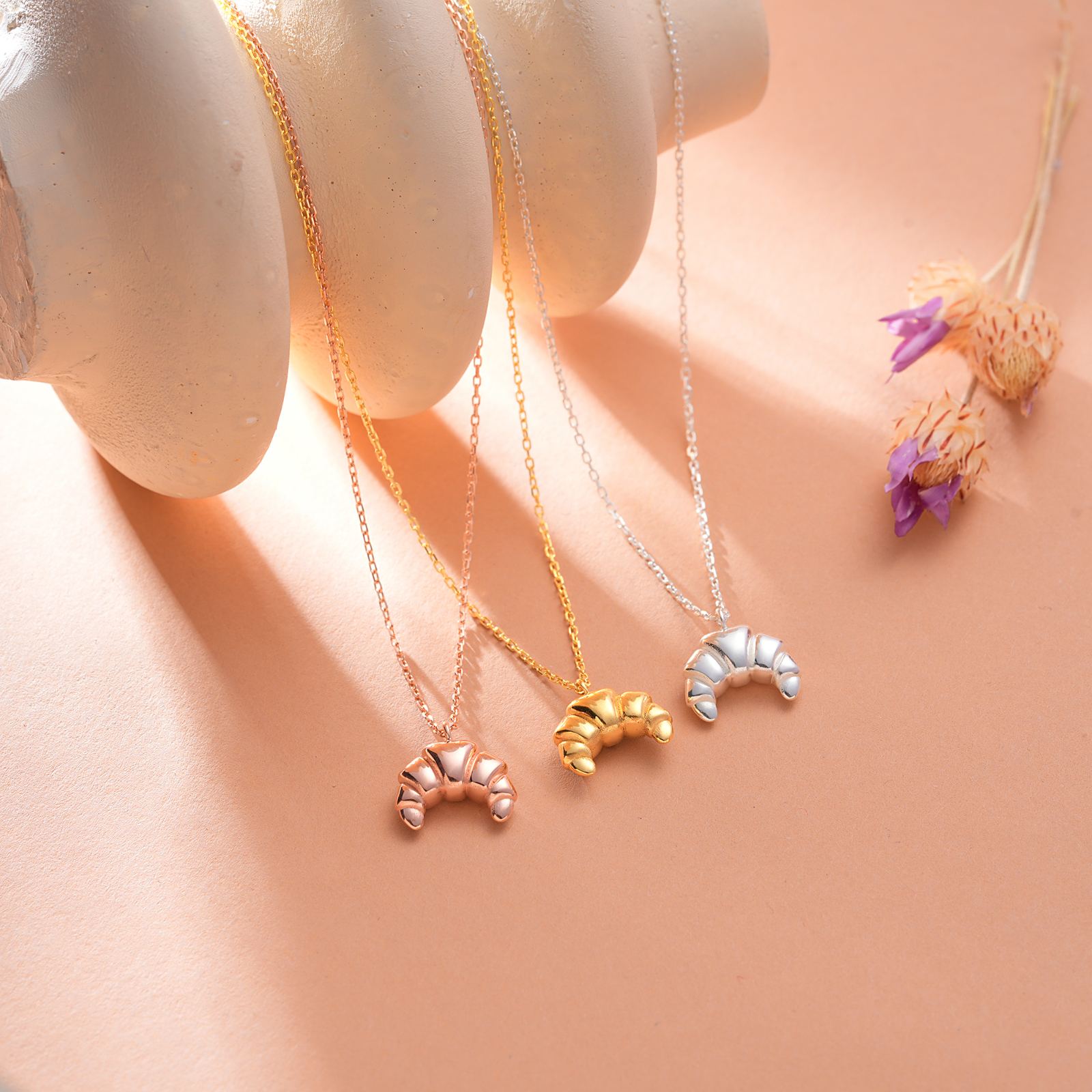 Charming Croissant Pendant Necklace - Dainty Personalized Jewelry | Custom Necklaces & Gifts