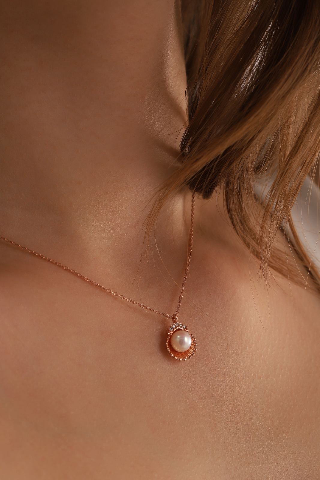Charming Pearl Necklace - Dainty Personalized Jewelry | Custom Necklaces & Gifts