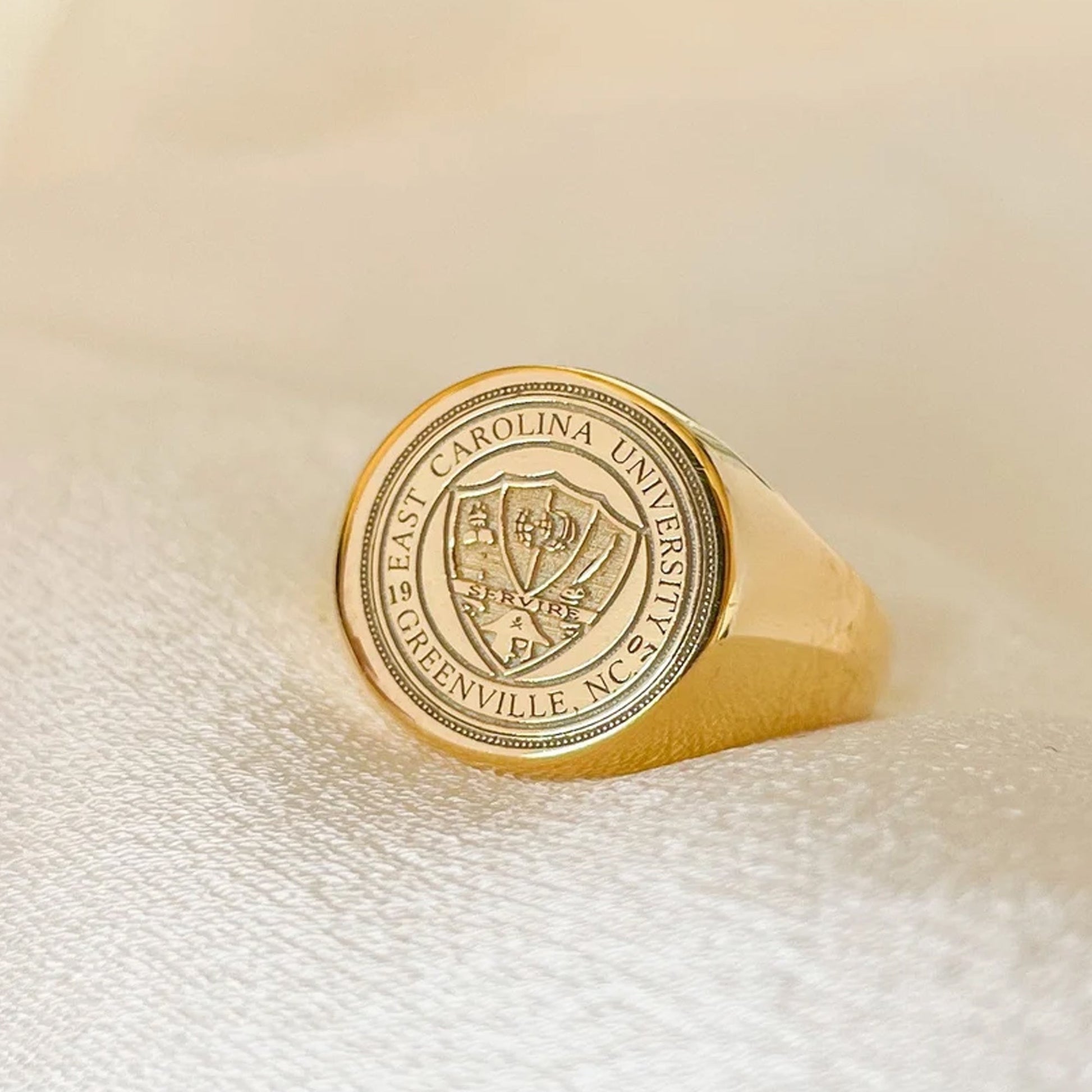 College Signet Ring Emblem Silver - Dainty Personalized Jewelry | Custom Necklaces & Gifts