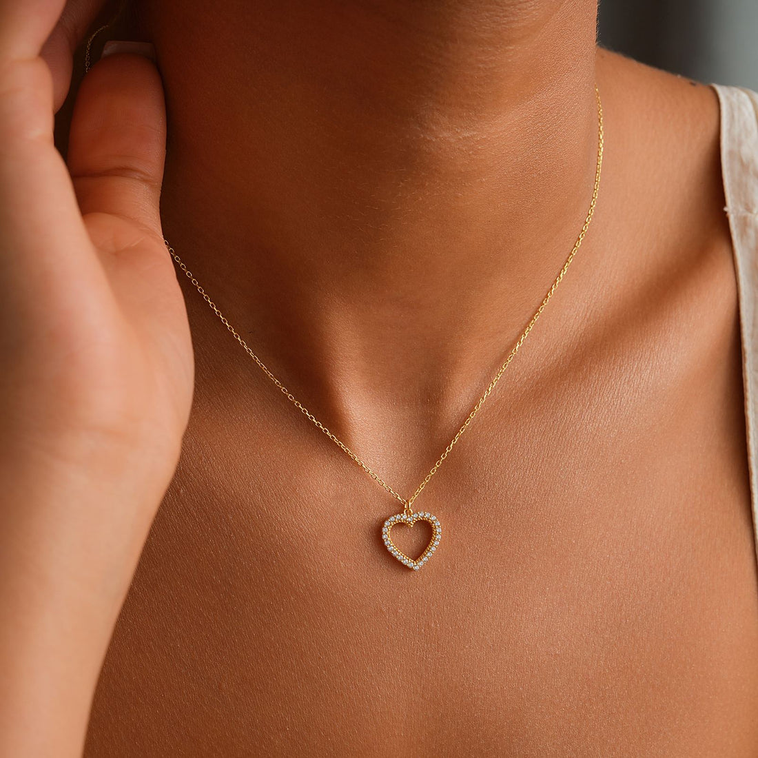 CZ Diamond Heart Necklace - Dainty Personalized Jewelry | Custom Necklaces & Gifts