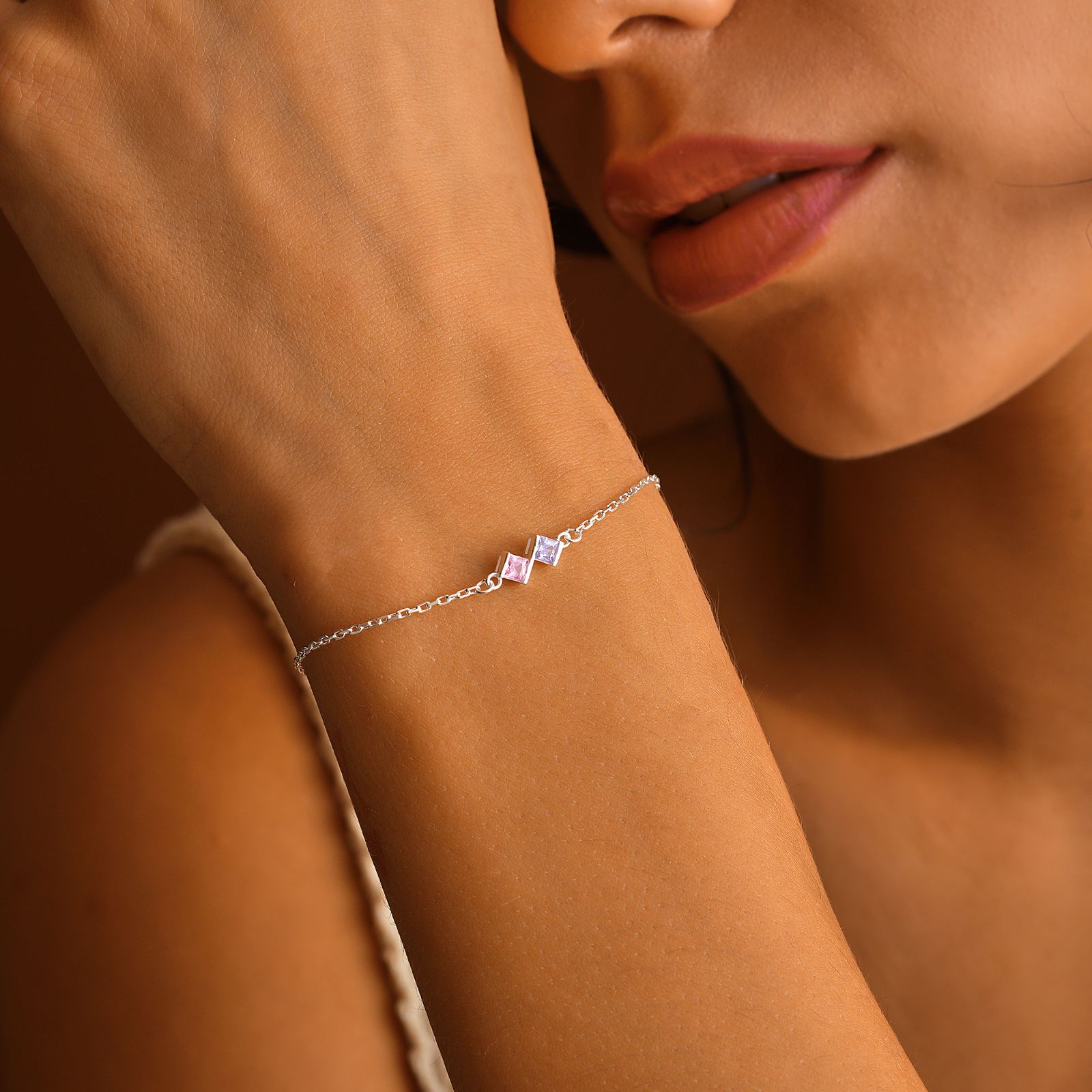 Elegant Birthstone Bracelet - Dainty Personalized Jewelry | Custom Necklaces & Gifts