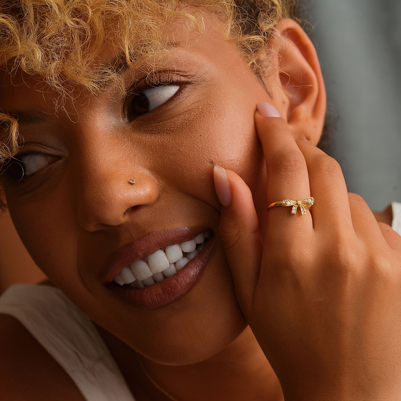 Elegant Gold Bow Ring for a Timeless Look - Dainty Personalized