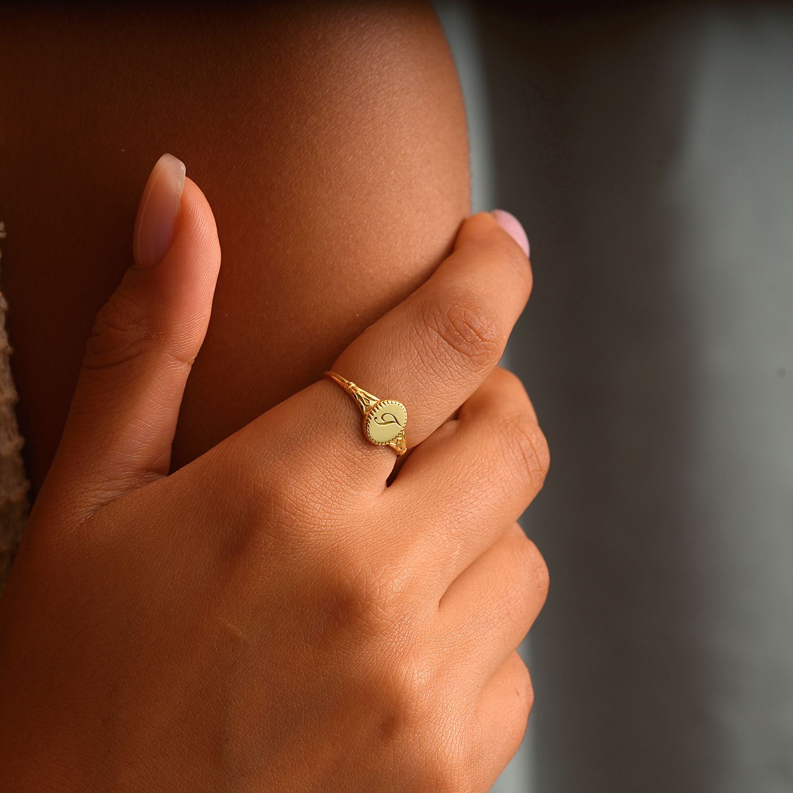 Elegant Siterling Silver Signet Ring Letter - Dainty Personalized