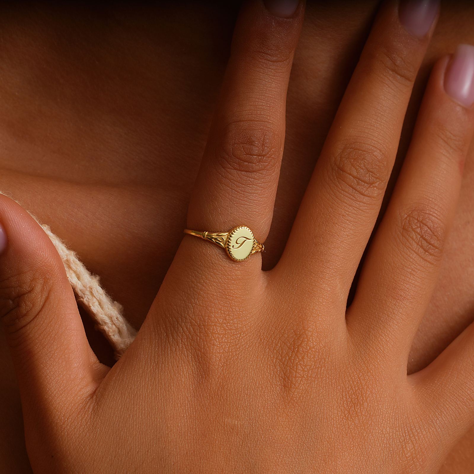Elegant Siterling Silver Signet Ring Letter - Dainty Personalized