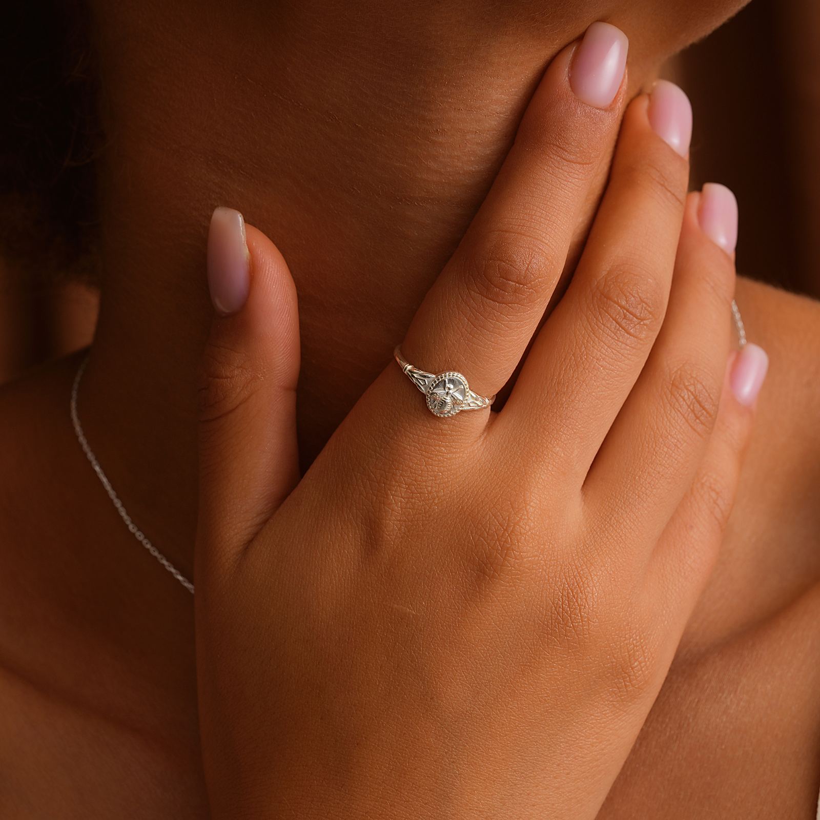 Elegant Sterling Silver Bee Signet Ring - Dainty Personalized