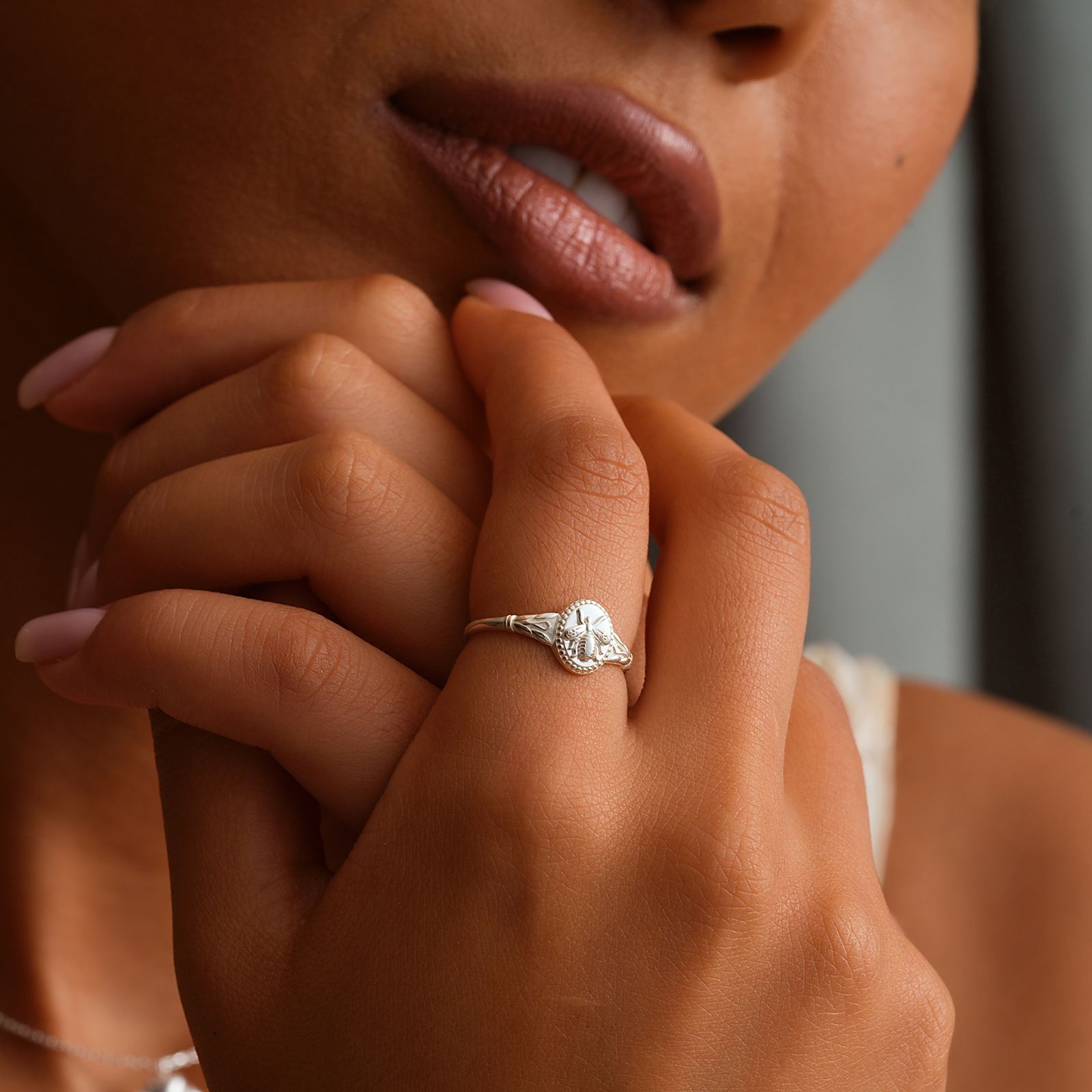 Elegant Sterling Silver Bee Signet Ring - Dainty Personalized