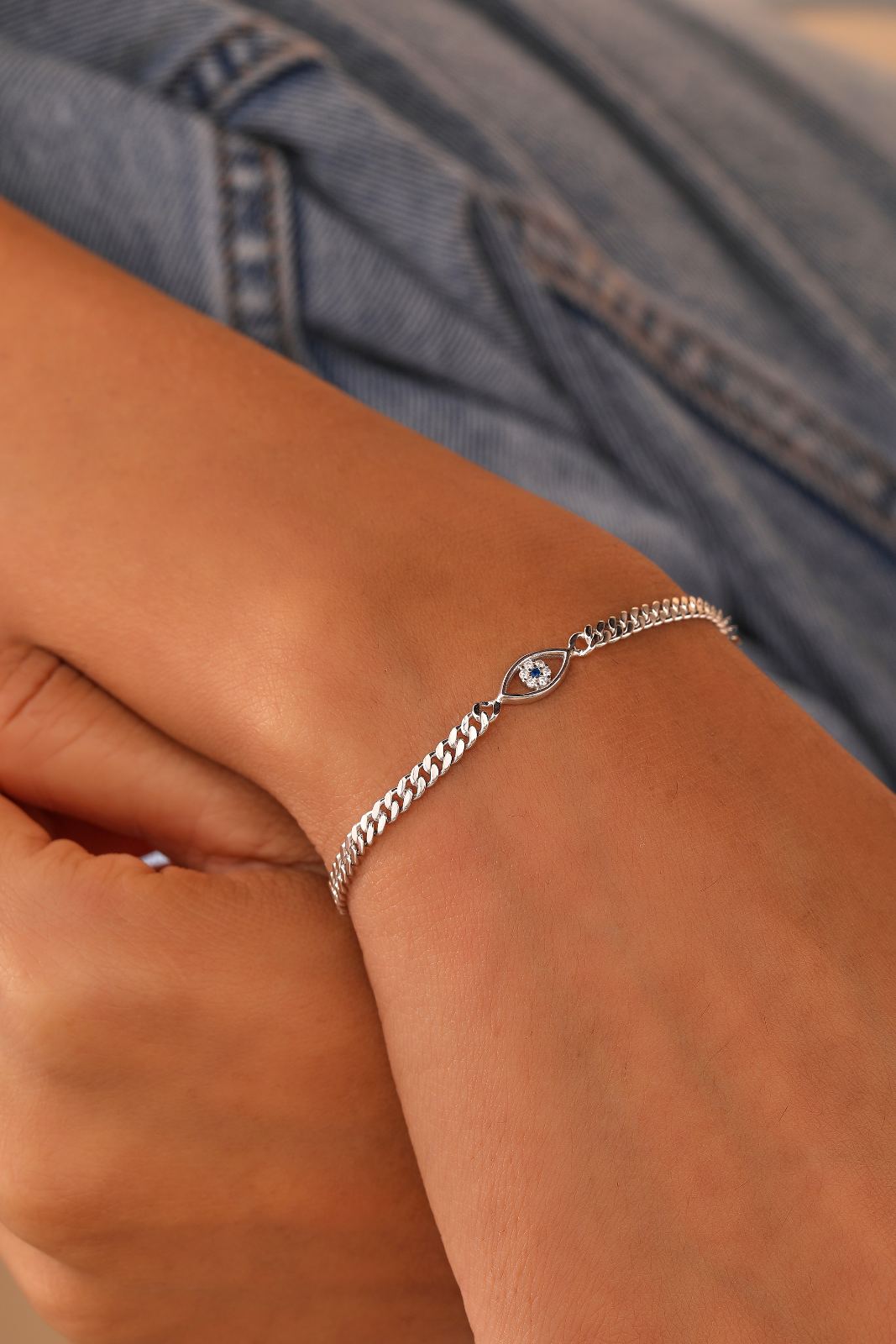 Elegant Sterling Silver Evil Eye Figaro Bracelet - Dainty Personalized Jewelry | Custom Necklaces & Gifts
