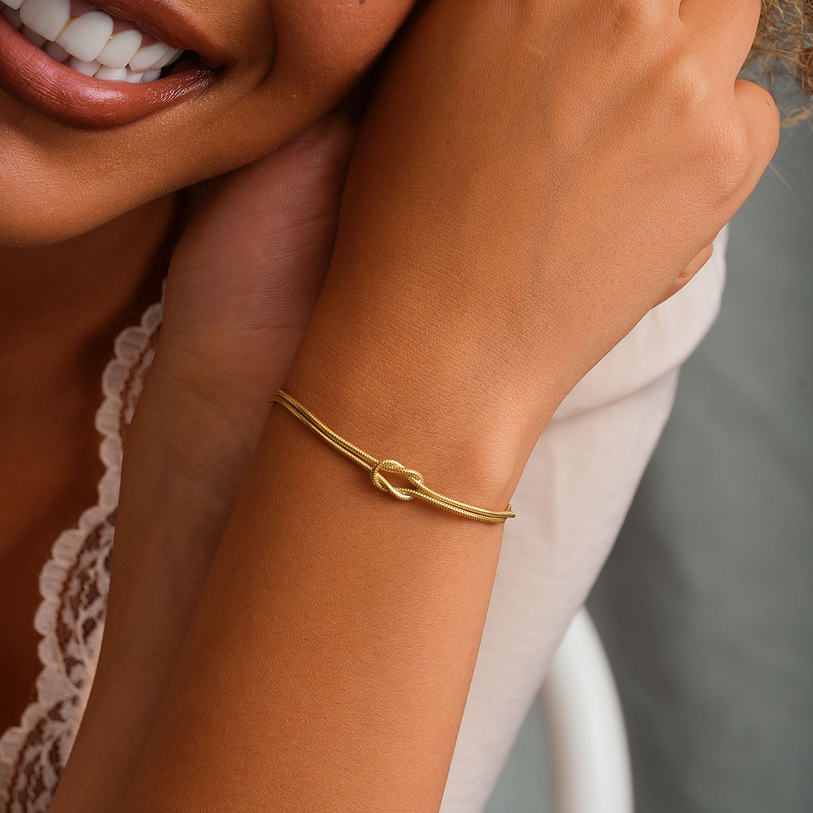 Elegant Sterling Silver Love Knot Bracelet - Dainty Personalized Jewelry | Custom Necklaces & Gifts