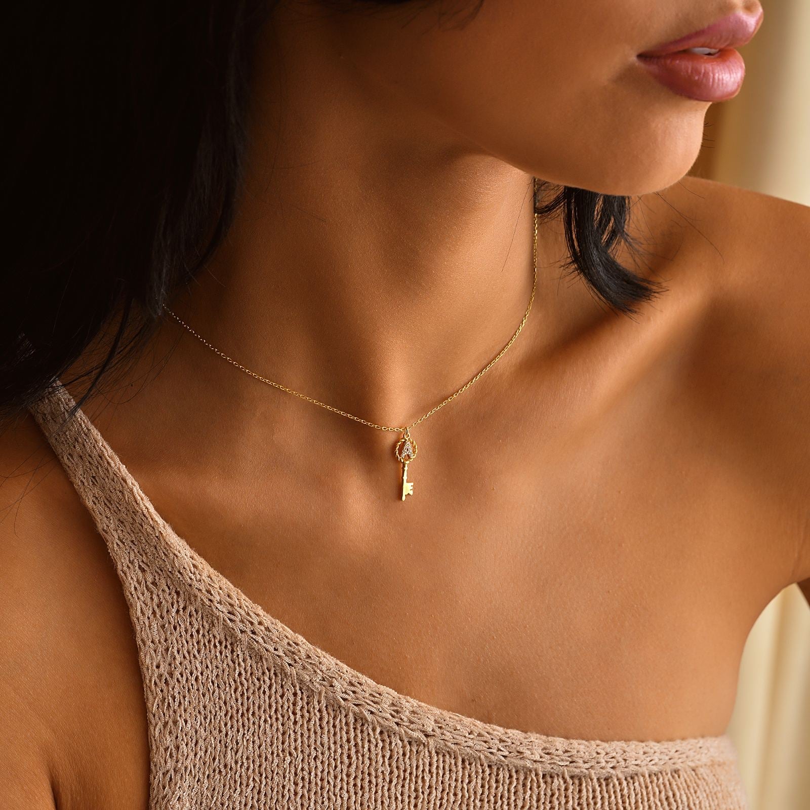 Personalized Key Initial Necklace Custom Letter Pendant Jewelry - Dainty Personalized