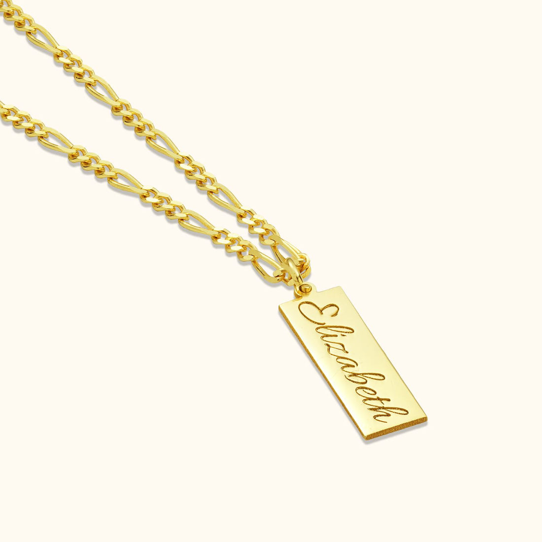 Bar Necklace in gold vermeil with customizable name pendant for unique gifts.