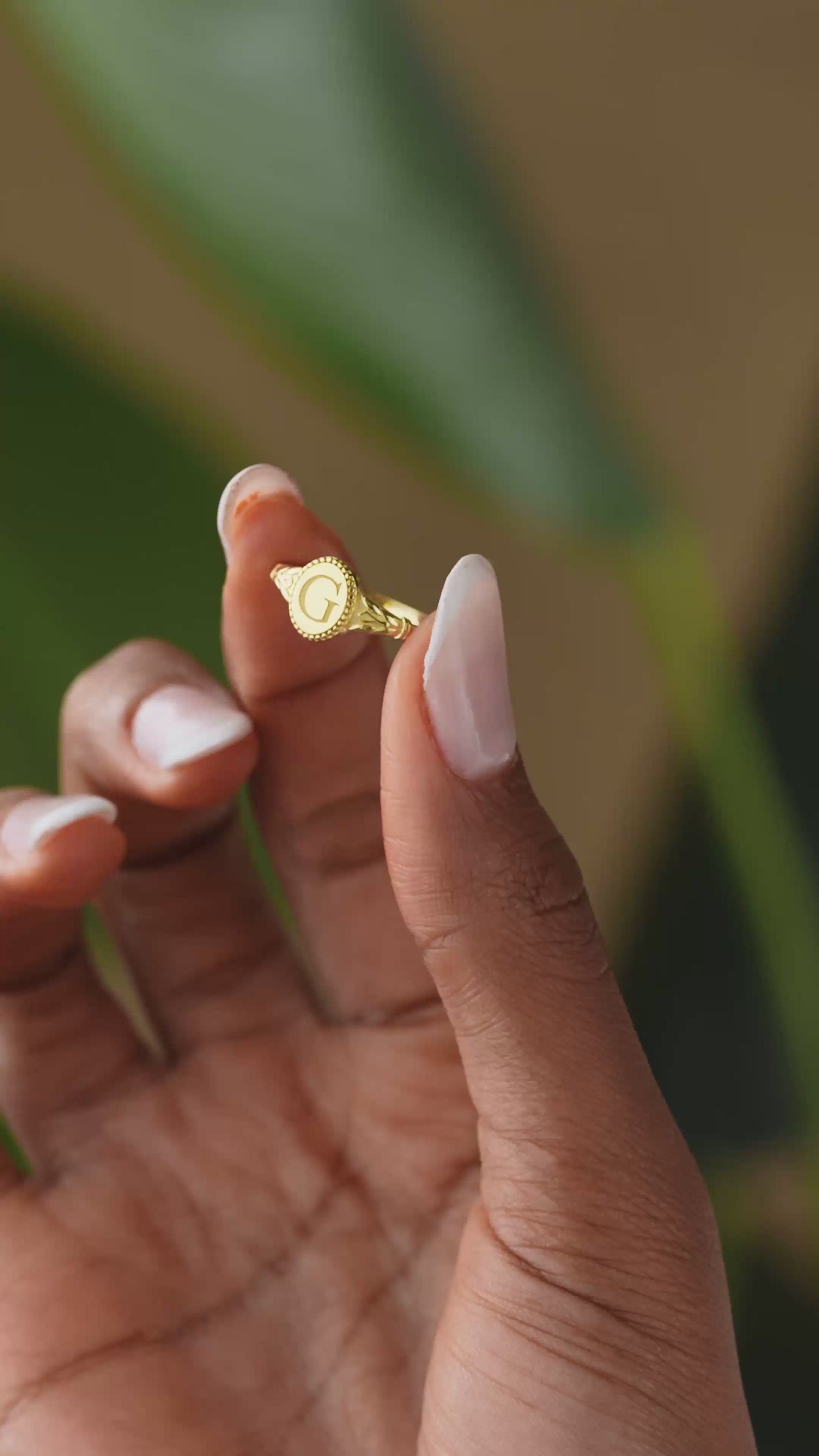 14K Solid Gold Signet Letter Ring