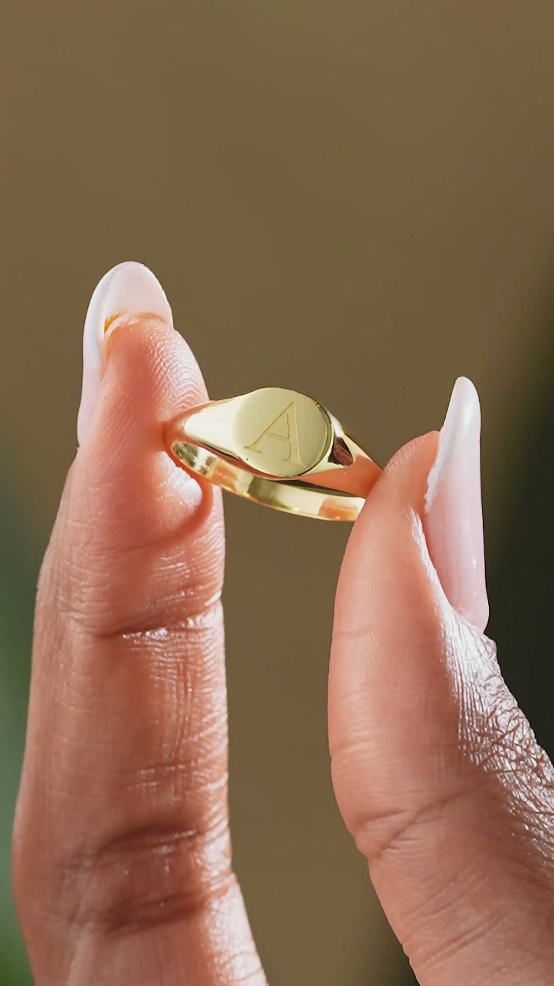 Custom Initial Signet Ring for Unique Style Letter