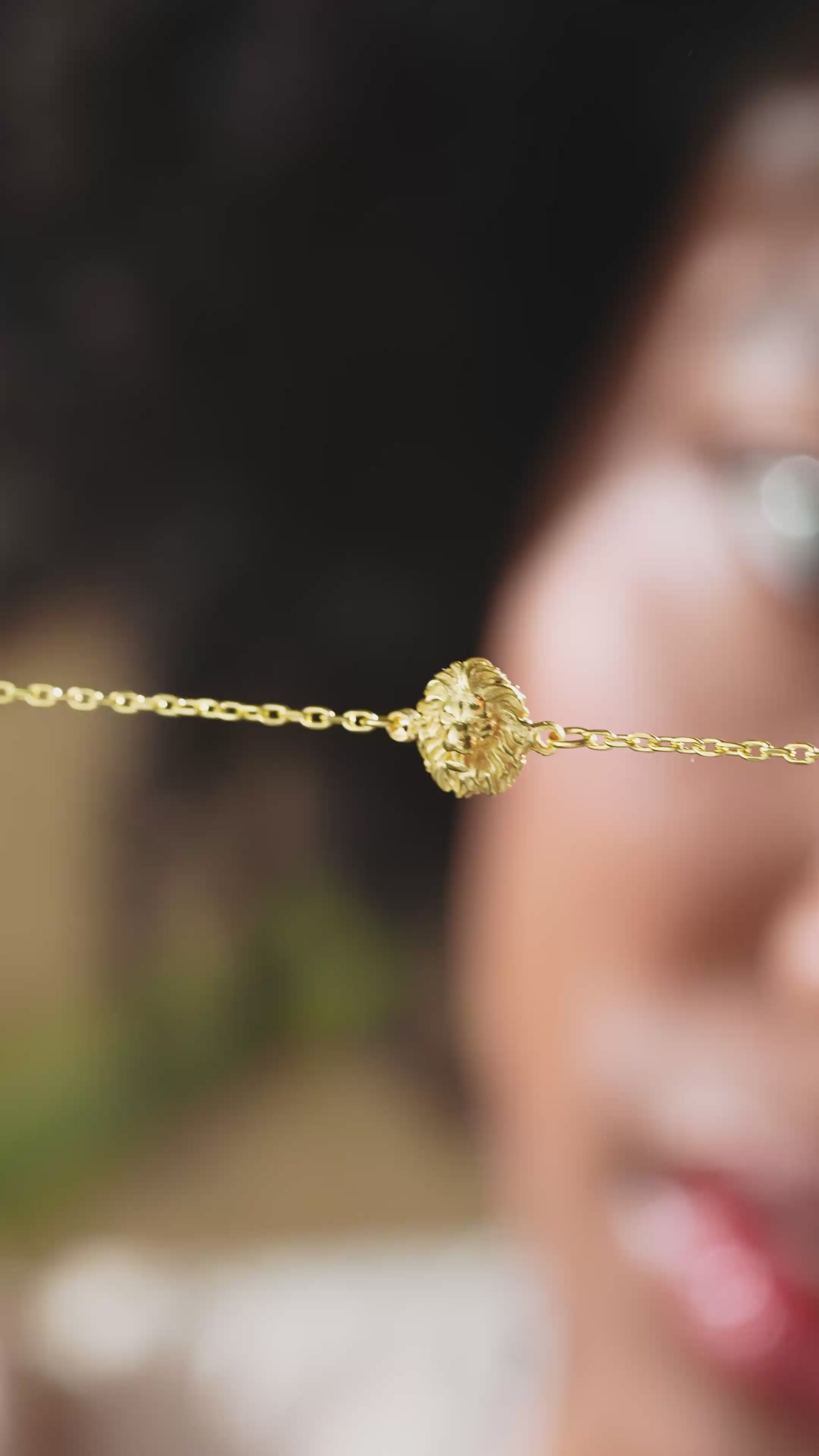 Lion Pendant Bracelet Minimalist